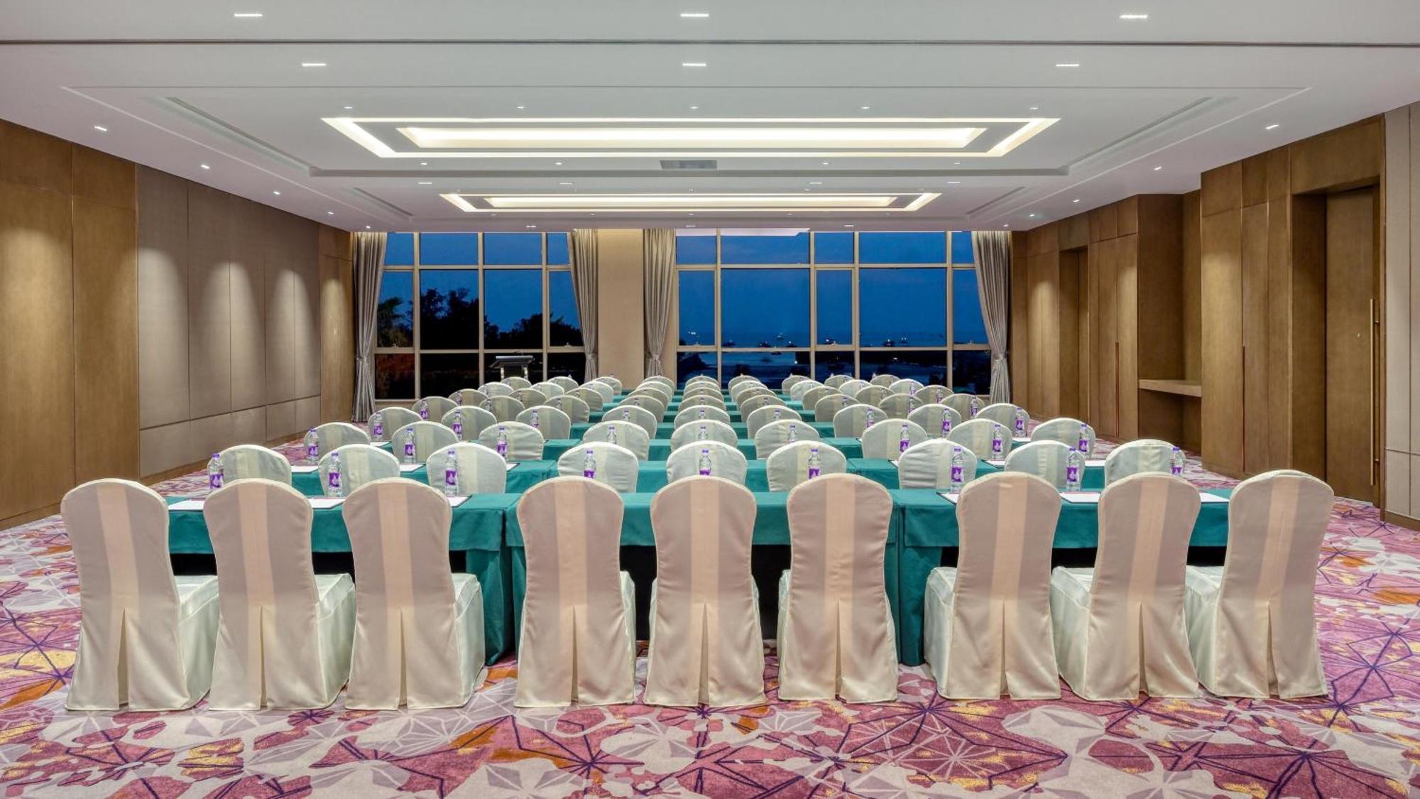 Crowne Plaza Beihai Silver Beach By Ihg Esterno foto